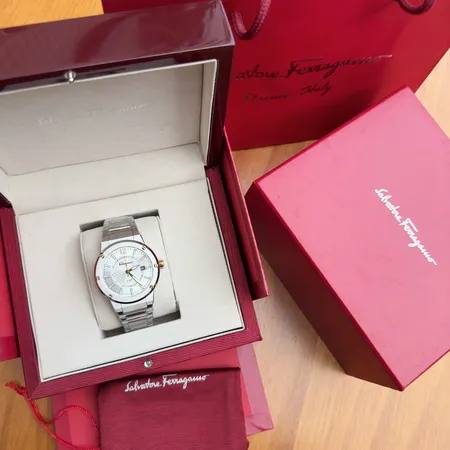 フェラガモ 腕時計