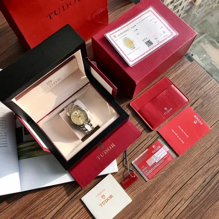 チューダー 腕時計