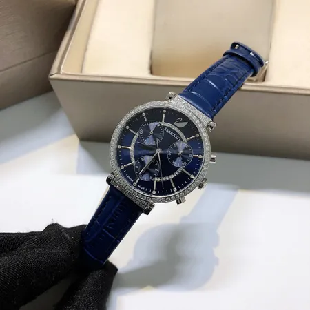 スワロフスキー 腕時計