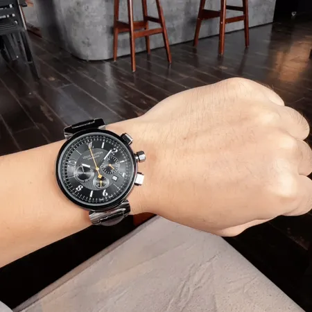 ルイヴィトン 腕時計