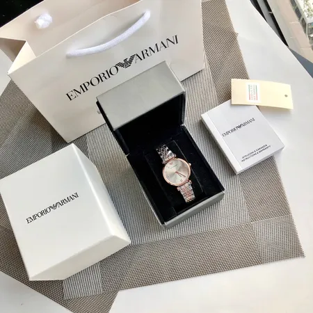 アルマーニ 腕時計