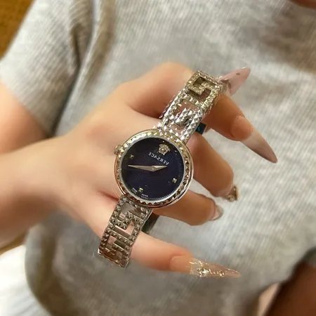 ヴェルサーチ 腕時計