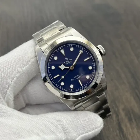 チューダー 腕時計