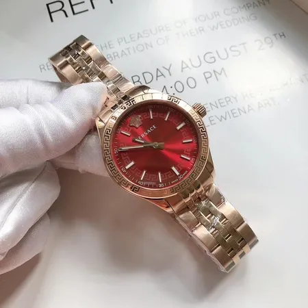 ヴェルサーチ 腕時計