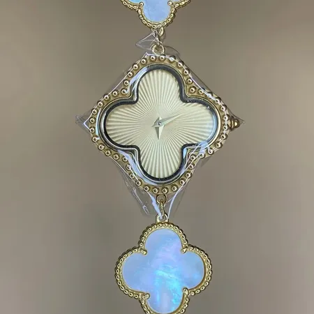 ヴァン クリーフ＆アーペル 腕時計