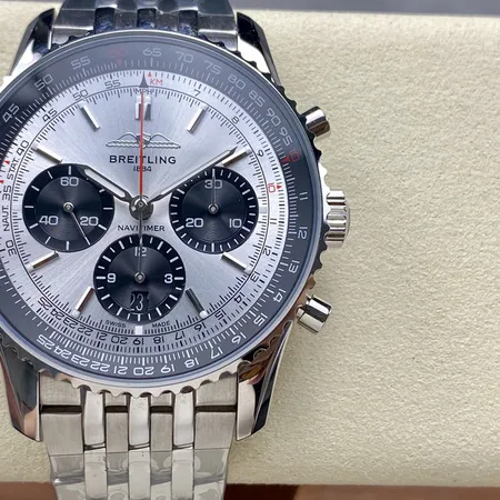 ブライトリング 腕時計