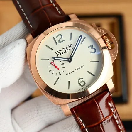 オフィチーネ パネライ 腕時計