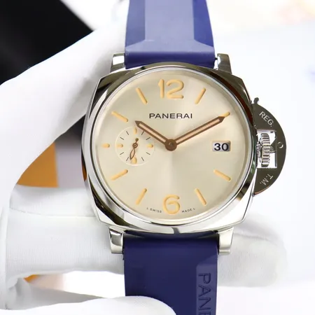 オフィチーネ パネライ 腕時計