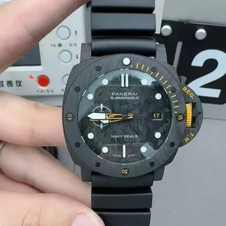 オフィチーネ パネライ 腕時計