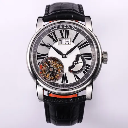 ロジェ・デュブイ 腕時計