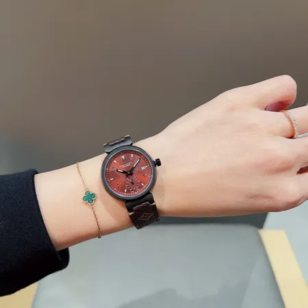 ルイヴィトン 腕時計