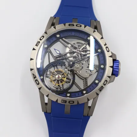 ロジェ・デュブイ 腕時計