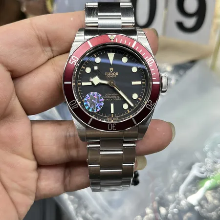 チューダー 腕時計