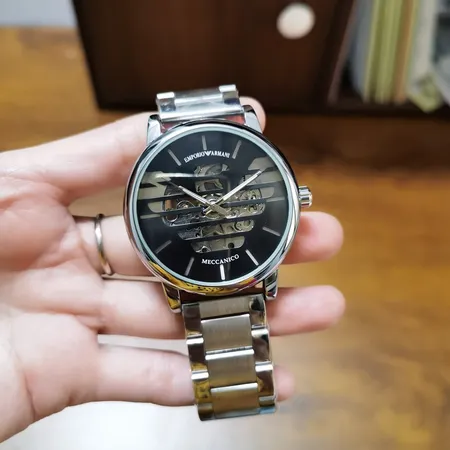 アルマーニ 腕時計