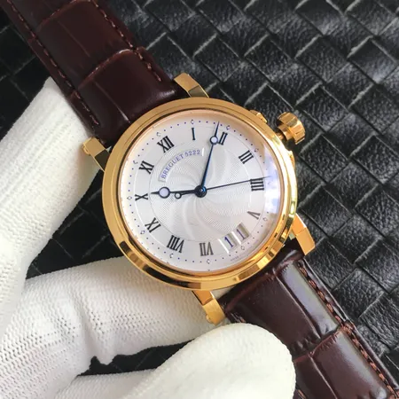 ロジェ・デュブイ 腕時計