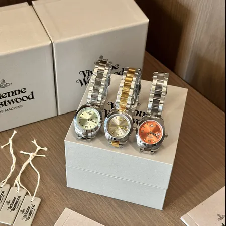 ヴィヴィアン・ウエストウッド 腕時計