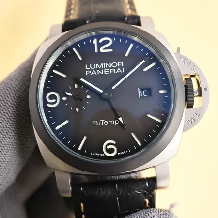 オフィチーネ パネライ 腕時計