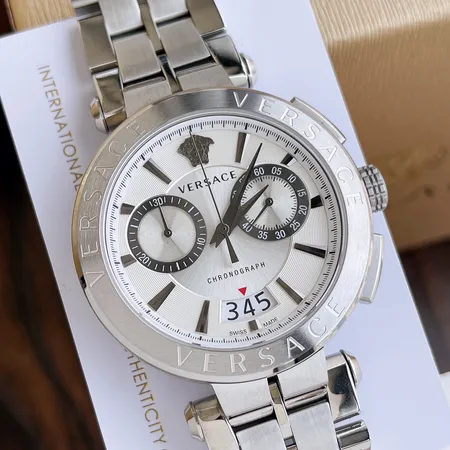 ヴェルサーチ 腕時計