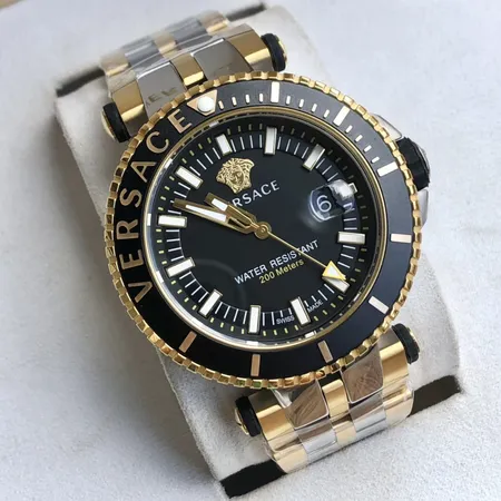 ヴェルサーチ 腕時計