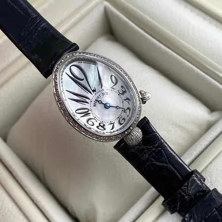 ロジェ・デュブイ 腕時計