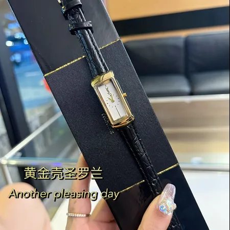 イブサンローラン 腕時計