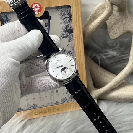 ジェー・ルクルト 腕時計