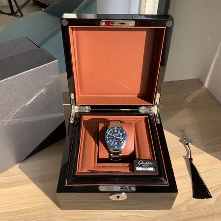 グラスヒュッテ・オリジナル 腕時計