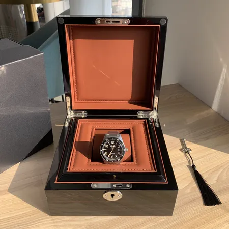 グラスヒュッテ・オリジナル 腕時計