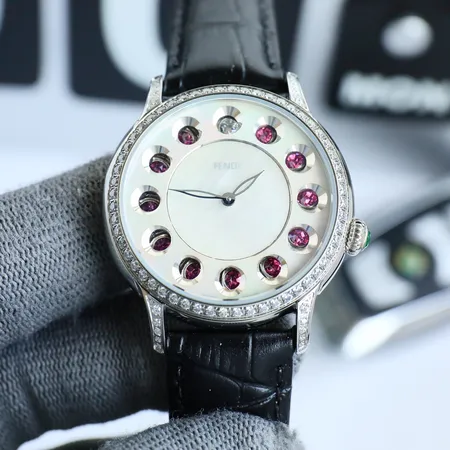 フェンディ 腕時計