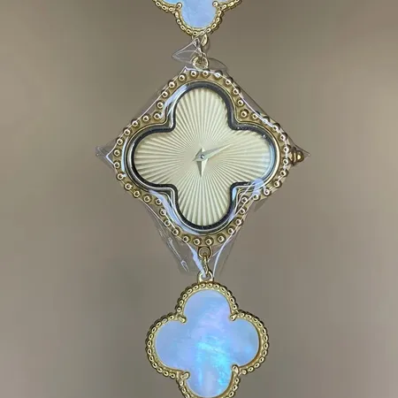 ヴァン クリーフ＆アーペル 腕時計