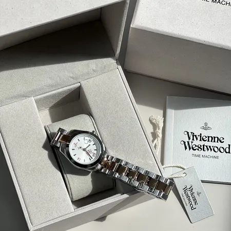 ヴィヴィアン・ウエストウッド 腕時計