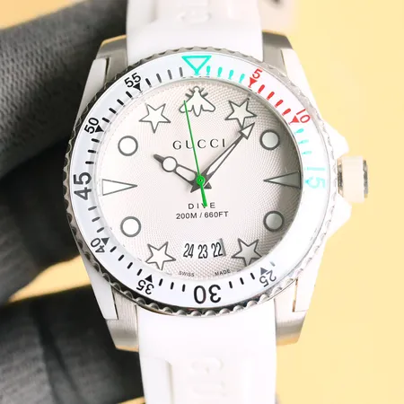 グッチ 腕時計