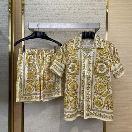 ヴェルサーチ シャツ