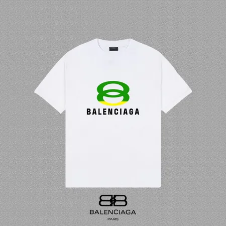 バレンシアガ Tシャツ