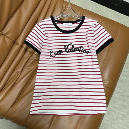 ヴァレンティノ Tシャツ