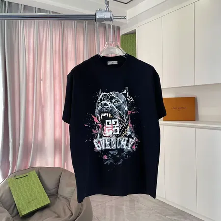 ジバンシィ Tシャツ