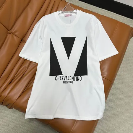ヴァレンティノ Tシャツ