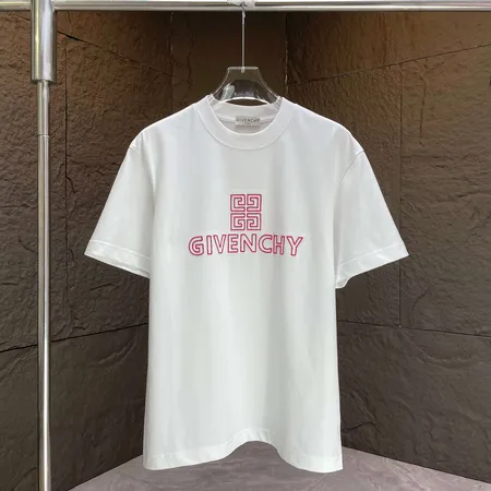 ジバンシィ Tシャツ