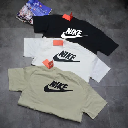 ナイキ Tシャツ