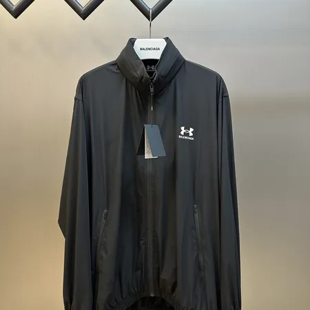 バレンシアガ ジャケット