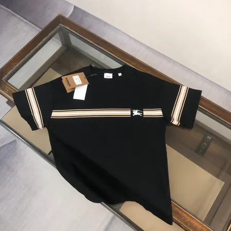 バーバリー ス Tシャツ