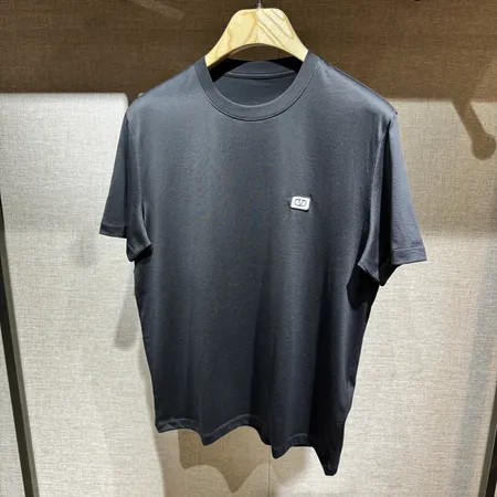 ヴァレンティノ Tシャツ