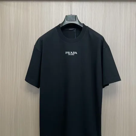 プラダ Tシャツ