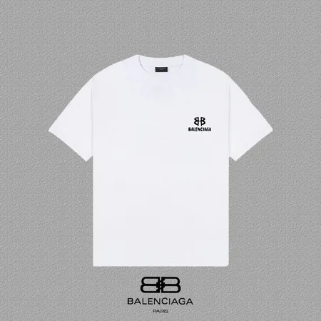 バレンシアガ Tシャツ