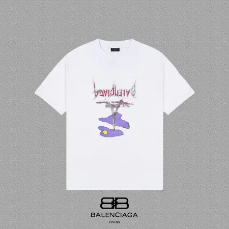 バレンシアガ Tシャツ