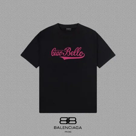 バレンシアガ Tシャツ