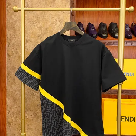 フェンディ Tシャツ