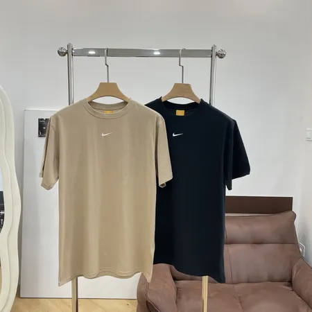 ナイキ Tシャツ