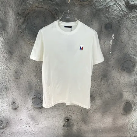 ルイヴィトン Tシャツ