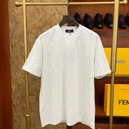 フェンディ Tシャツ